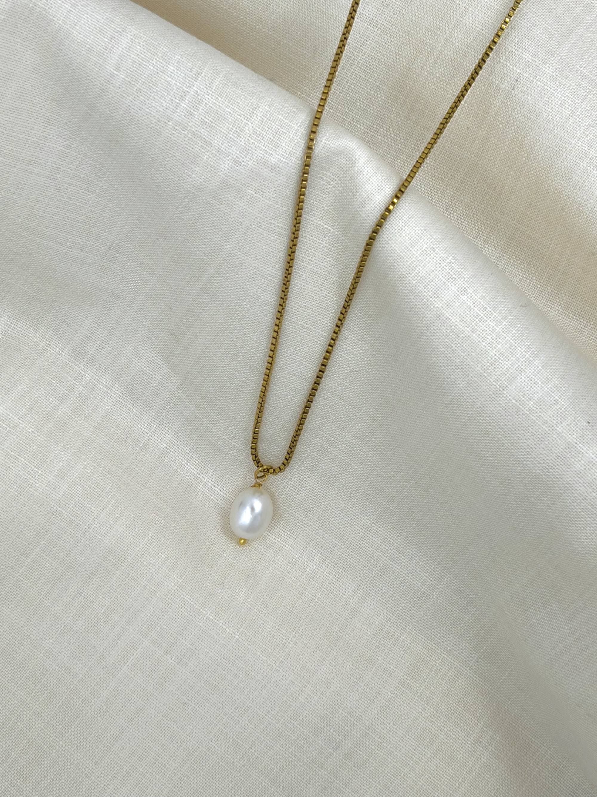 Classic pearl pendant - image 6