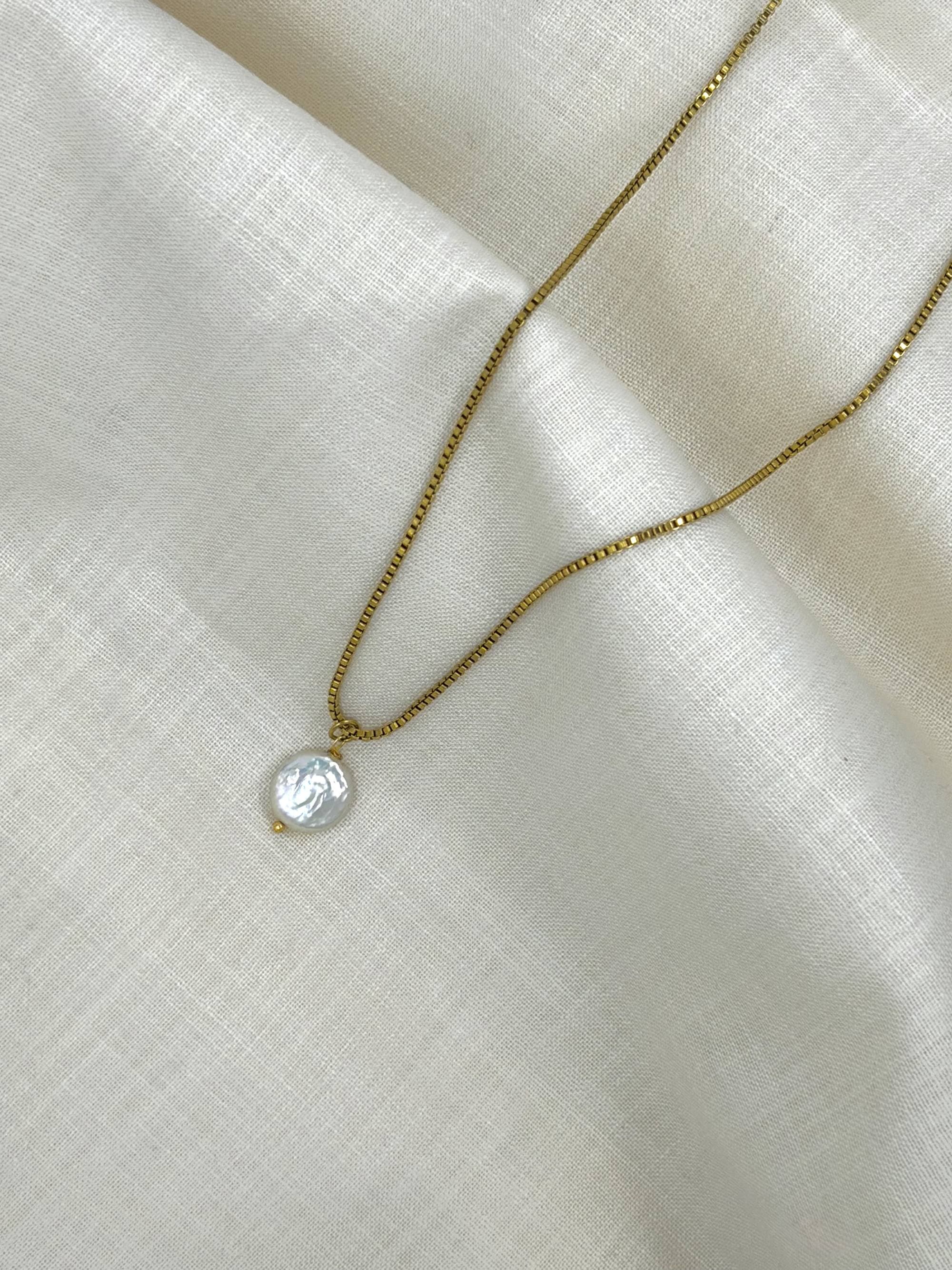 Coin pearl pendant - image 6