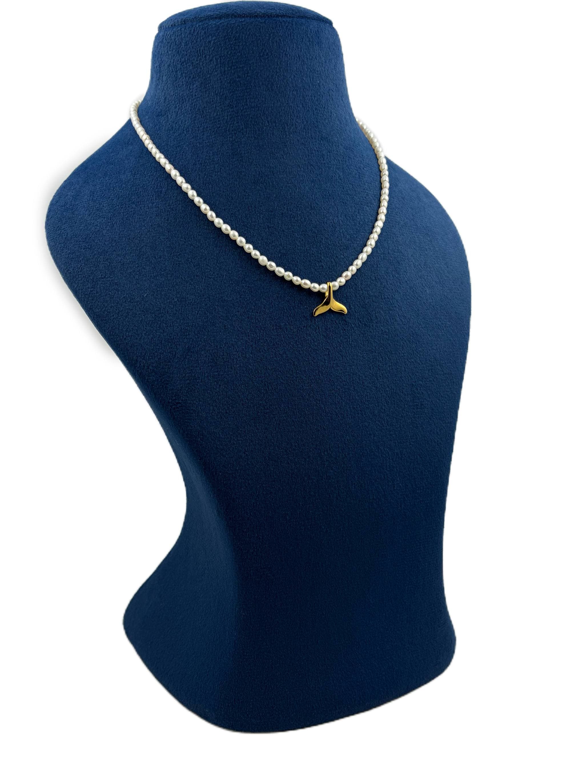 Fish tail pearl necklace - image 2